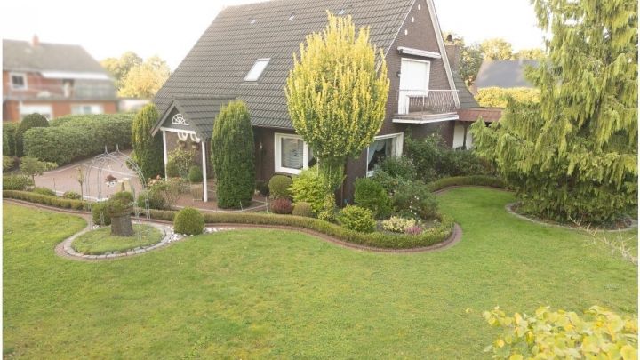 ***Wo Wohlfühlen beginnt: Liebevoll gepflegtes Familienidyll mit Gartenparadies & Platz für Ideen***