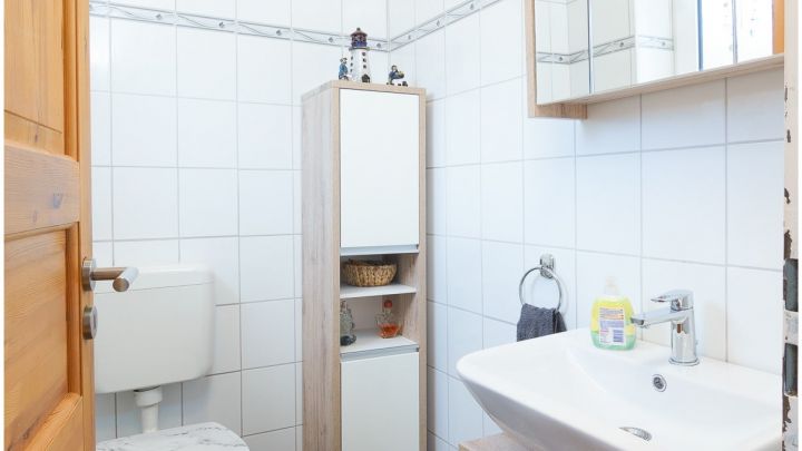 ***Einfamilienhaus - nah an Freizeitsee - auf ca. 860 m² Grundstück***