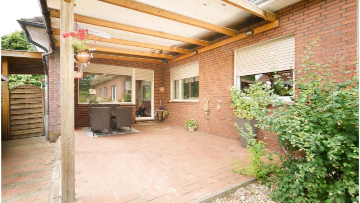 ***Attraktives Mehrfamilienhaus in zentraler, ruhiger Lage von Ostrhauderfehn***