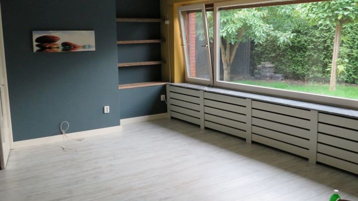 ***Vielseitiges Wohnhaus mit großem Potenzial in Weener – Ideal als Monteurhaus, Ein- oder Zweifamilienhaus***