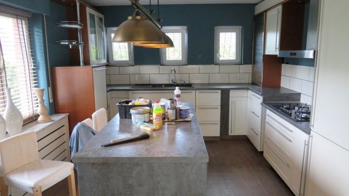 ***Vielseitiges Wohnhaus mit großem Potenzial in Weener – Ideal als Monteurhaus, Ein- oder Zweifamilienhaus***