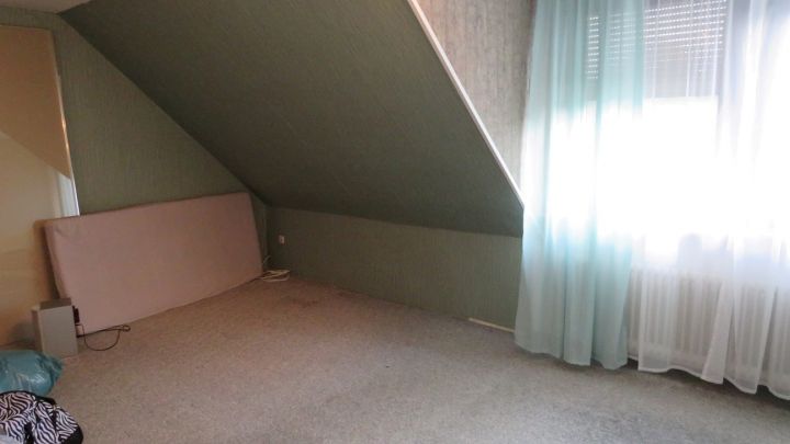***Vielseitiges Wohnhaus mit großem Potenzial in Weener – Ideal als Monteurhaus, Ein- oder Zweifamilienhaus***