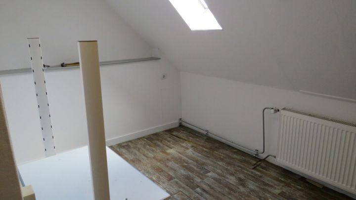 ***Vielseitiges Wohnhaus mit großem Potenzial in Weener – Ideal als Monteurhaus, Ein- oder Zweifamilienhaus***
