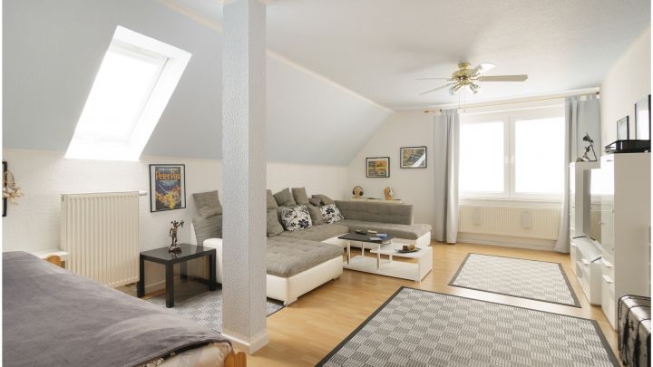 ***2 Wohn- und 2 Geschäftshäuser auf 2.234 m² großem Grundstück***