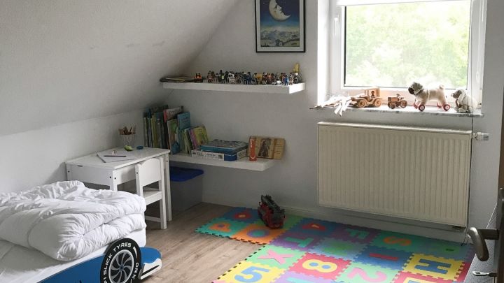 ***2 Wohn- und 2 Geschäftshäuser auf 2.234 m² großem Grundstück***