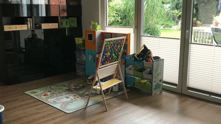 ***2 Wohn- und 2 Geschäftshäuser auf 2.234 m² großem Grundstück***