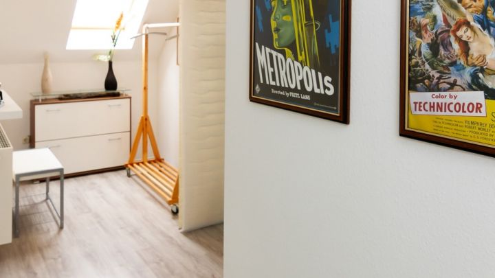 ***2 Wohn- und 2 Geschäftshäuser auf 2.234 m² großem Grundstück***