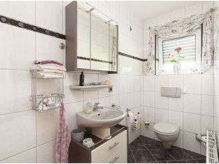 Gäste-WC EG