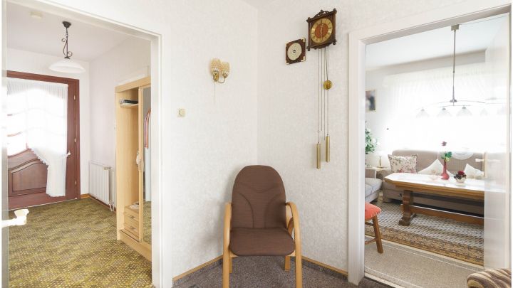 ***Ihr neues Zuhause - sehr gepflegt, großer Garten, ruhig und dennoch zentral gelegen in Flachsmeer***