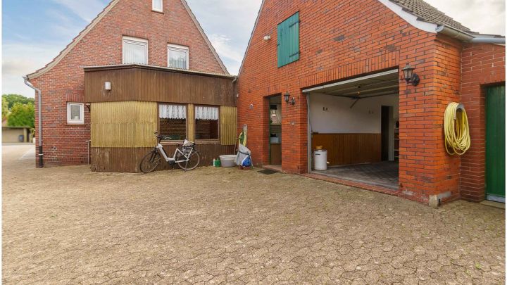 ***Ihr neues Zuhause - sehr gepflegt, großer Garten, ruhig und dennoch zentral gelegen in Flachsmeer***