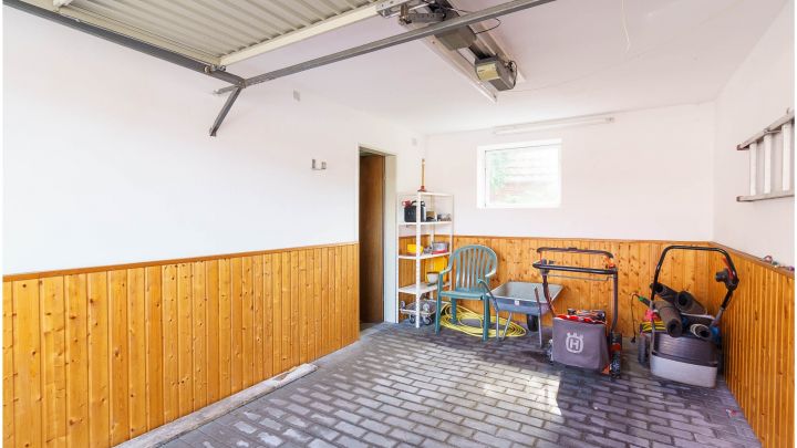 ***Ihr neues Zuhause - sehr gepflegt, großer Garten, ruhig und dennoch zentral gelegen in Flachsmeer***