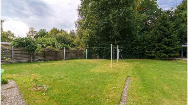 ***Ihr neues Zuhause - sehr gepflegt, großer Garten, ruhig und dennoch zentral gelegen in Flachsmeer***