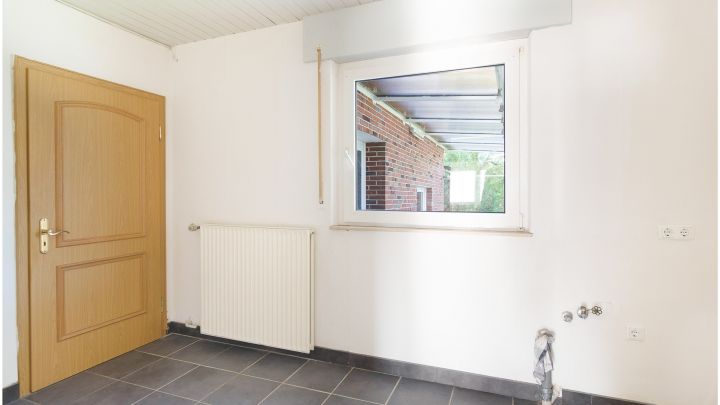 ***gepflegtes Einfamilienhaus in Flachsmeer - ideal für Familien*** 

zentrales aber dennoch ruhiges Wohnen mit Garten