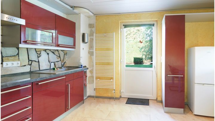 ***gepflegtes Einfamilienhaus in Flachsmeer - ideal für Familien*** 

zentrales aber dennoch ruhiges Wohnen mit Garten