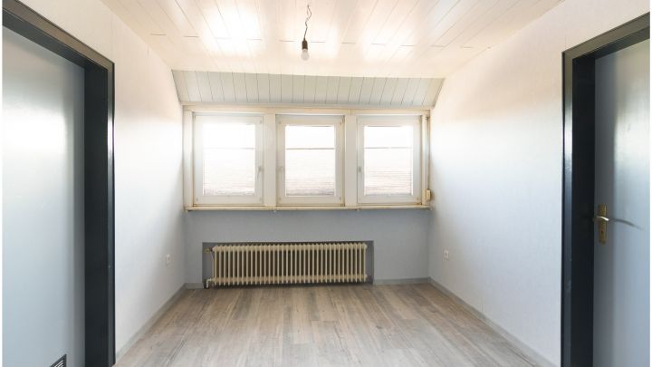 ***gepflegtes Einfamilienhaus in Flachsmeer - ideal für Familien*** 

zentrales aber dennoch ruhiges Wohnen mit Garten