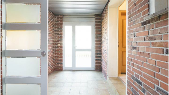 ***gepflegtes Einfamilienhaus in Flachsmeer - ideal für Familien*** 

zentrales aber dennoch ruhiges Wohnen mit Garten