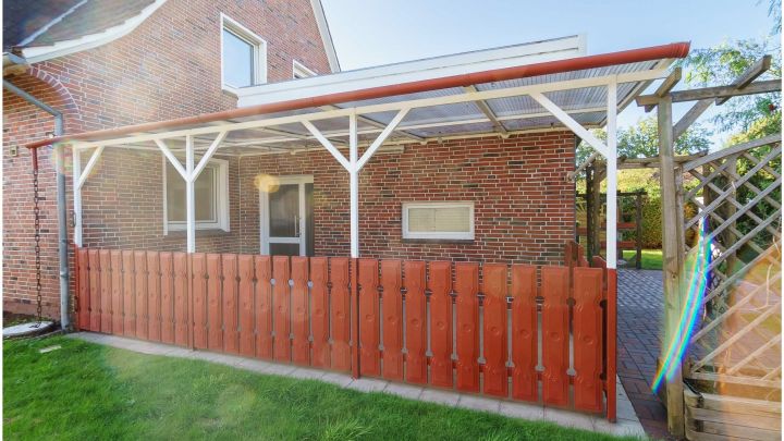 ***gepflegtes Einfamilienhaus in Flachsmeer - ideal für Familien*** 

zentrales aber dennoch ruhiges Wohnen mit Garten