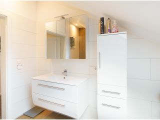 Badezimmer 1. OG