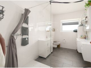 Einliegerwohnung Badezimmer