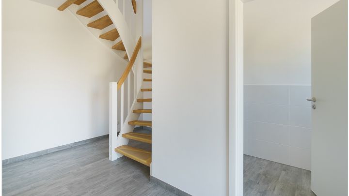 ***Exklusive Neubau-Wohnung - 4 ZKB - Reiheneckhaus in Flachsmeer***