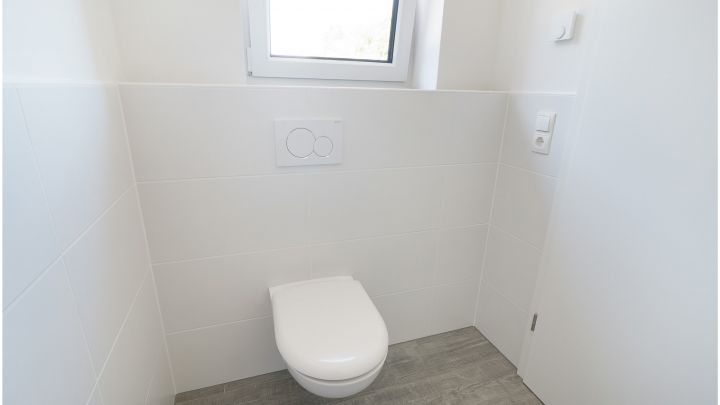 ***Exklusive Neubau-Wohnung - 4 ZKB - Reiheneckhaus in Flachsmeer***