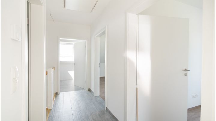 ***Exklusive Neubau-Wohnung - 4 ZKB - Reiheneckhaus in Flachsmeer***