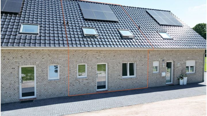 ***Exklusive Neubau-Wohnung - 4 ZKB - Reihenmittelhaus in Flachsmeer***