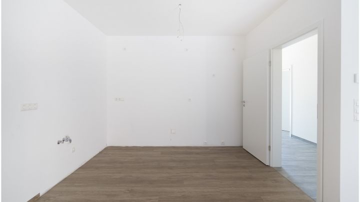 ***Exklusive Neubau-Wohnung - 4 ZKB - Reihenmittelhaus in Flachsmeer***