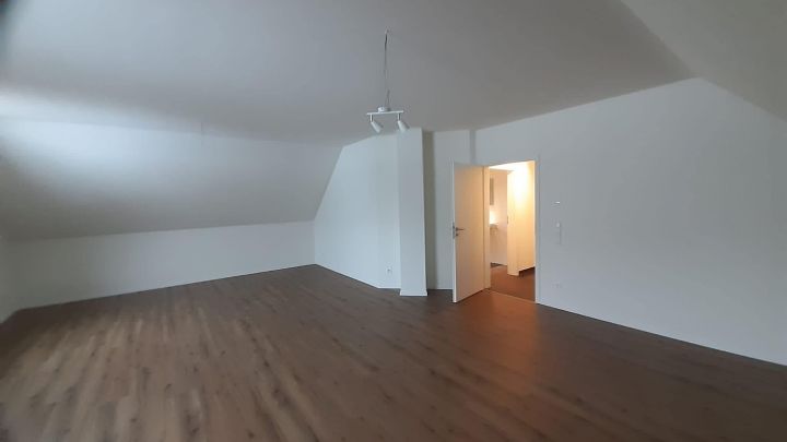 ***3 Zimmer Dachgeschosswohnung***