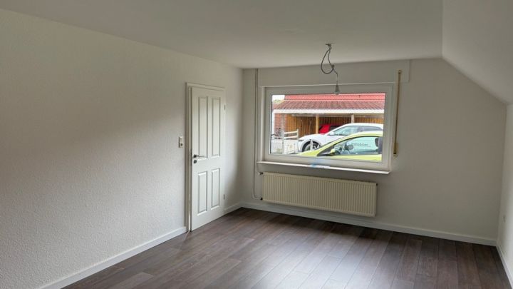 ***Kleine gemütliche DHH sucht neue Bewohner***

***Ideal für Singles oder Paare***