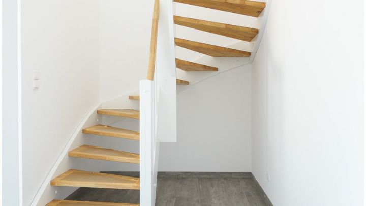 ***Exklusive Neubau-Wohnung - 4 ZKB - Reihenmittelhaus in Flachsmeer***

Carport, Garten, Einbauküche