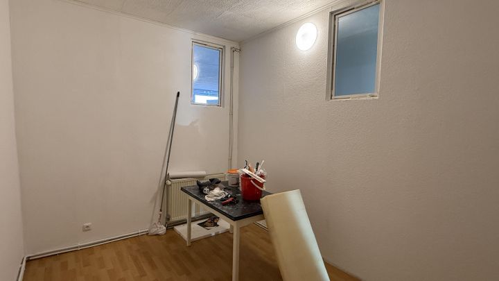 ***Geräumige 3-Zimmer-Wohnung mit eigener Auffahrt und Stellplatz sowie Garten - ideal für die kleine Familie***