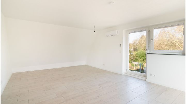 ***Moderne 97 m² Wohnung in Westoverledingen***

***frisch renoviert***