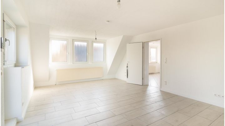 ***Moderne 97 m² Wohnung in Westoverledingen***

***frisch renoviert***