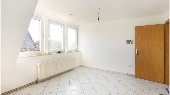 ***Moderne 97 m² Wohnung in Westoverledingen***

***frisch renoviert***