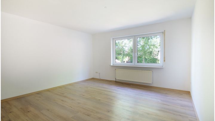 ***Komfortable Erdgeschosswohnung 2,5 ZKB in ruhiger, zentraler Lage von Ostrhauderfehn***

ebenerdig, ohne Stufen - mit eigenem Garten und Carport-Stellplatz