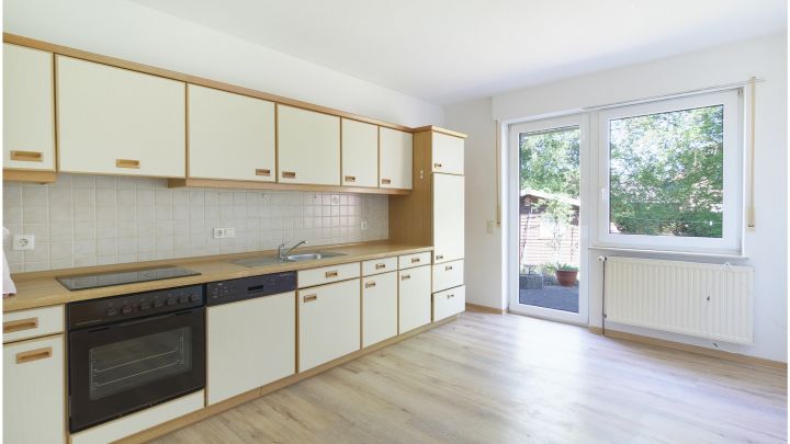 ***Komfortable Erdgeschosswohnung 2,5 ZKB in ruhiger, zentraler Lage von Ostrhauderfehn***

ebenerdig, ohne Stufen - mit eigenem Garten und Carport-Stellplatz