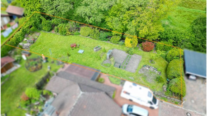 ***Attraktives Baugrundstück in Westoverledingen***

ca. 850 m², voll erschlossen, ruhige Sackgassenlage