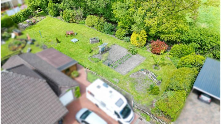 ***Attraktives Baugrundstück in Westoverledingen***

ca. 850 m², voll erschlossen, ruhige Sackgassenlage