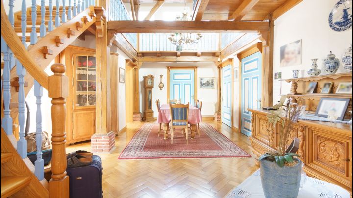 ***Modernes, hochwertig gebautes Fachwerkhaus mit viel Platz in bevorzugter Lage***

***Ein wunderschönes Haus und ein tolles Grundstück***