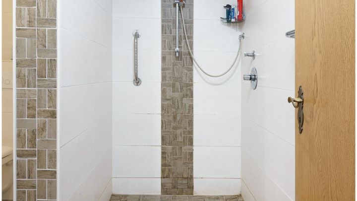 ***Ostfriesisches Fehnhaus mit großem Grundstück und viel Privatsphäre***