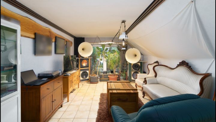 ***Ostfriesisches Fehnhaus mit großem Grundstück und viel Privatsphäre***