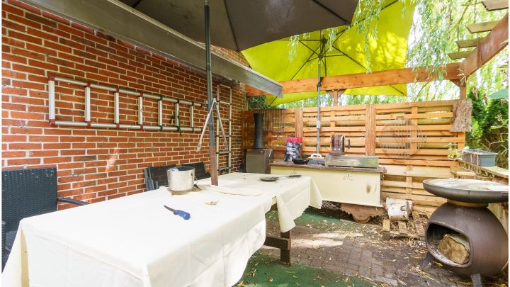 ***Ostfriesisches Fehnhaus mit großem Grundstück und viel Privatsphäre***