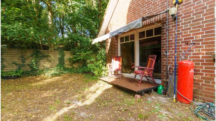 ***Ostfriesisches Fehnhaus mit großem Grundstück und viel Privatsphäre***
